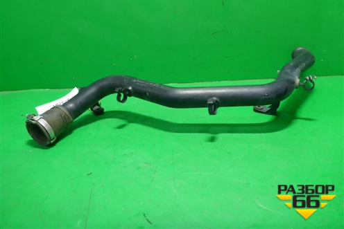 Патрубок интеркулера пластиковый (7L6145795S) для Volkswagen Touareg c 2002-2010г