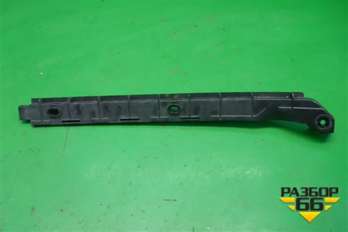 Кронштейн заднего бампера центральный правый (1Z5807864) для Skoda Octavia (А5) с 2004-2013г