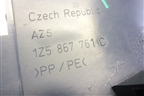 Держатель задней полки левый (1Z5867761C) для Skoda Octavia (А5) с 2004-2013г