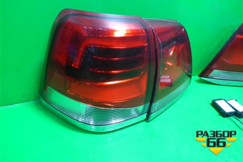Фонарь задний L+R комплект (после 2015г китай) для Toyota Land Cruiser (200) с 2008г