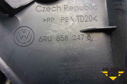 Накладка на торпедо (боковая левая) (6RU858247B) для Volkswagen Polo (седан) с 2010г