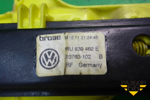 Стеклоподъёмник электрический задний правый (6RU839462E) для Volkswagen Polo (седан) с 2010г