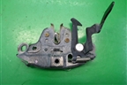 Замок капота для Nissan Bluebird Sylphy с 2000-2005г