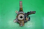 Кулак поворотный передний правый для Nissan Bluebird Sylphy с 2000-2005г