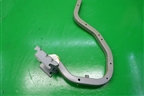Петля крышки багажника левая для Nissan Bluebird Sylphy с 2000-2005г