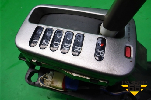 Кулиса КПП АКПП для Nissan Bluebird Sylphy с 2000-2005г