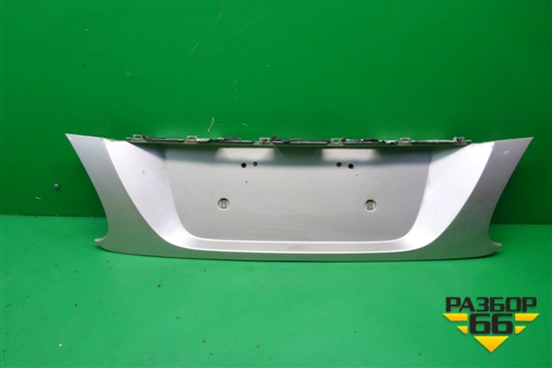 Накладка крышки багажника для Nissan Bluebird Sylphy с 2000-2005г