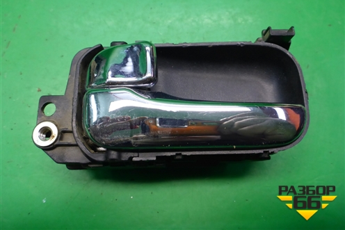 Ручка внутренняя двери задней левой для Nissan Bluebird Sylphy с 2000-2005г