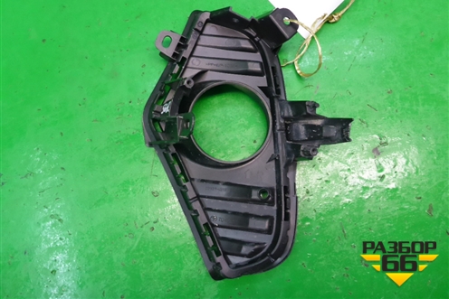 Накладка ПТФ правая (5212742190) для Toyota Rav-4 с 2018г
