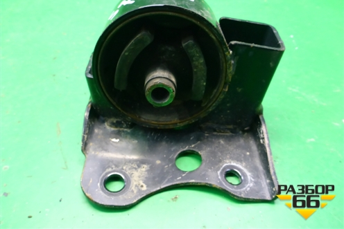 Опора КПП левая для Nissan Bluebird Sylphy с 2000-2005г