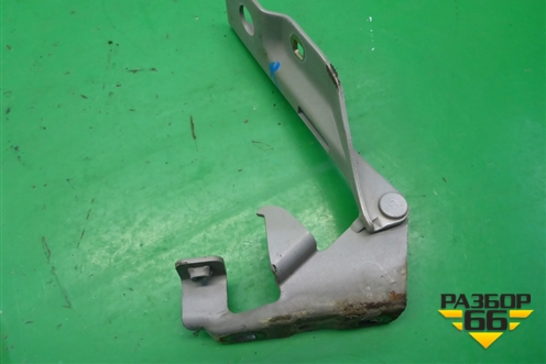 Петля капота правая для Nissan Bluebird Sylphy с 2000-2005г