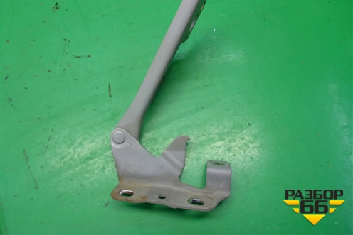 Петля капота правая для Nissan Bluebird Sylphy с 2000-2005г