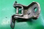 Петля двери задней правой верхняя для Nissan Bluebird Sylphy с 2000-2005г