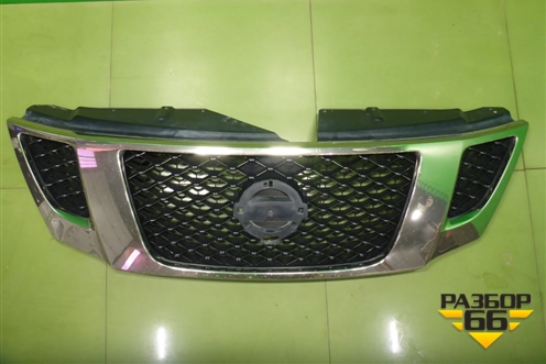 Решетка радиатора (до 2014г под камеру) (623101LB0A) для Nissan Patrol (Y62) с 2010г