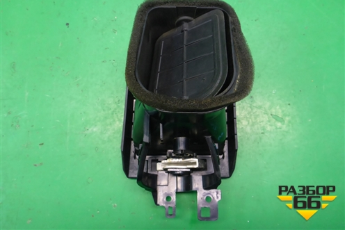 Дефлектор воздушный центральный (левый) (JBD500170XXX) для Land Rover Range Rover Sport с 2005-2012г