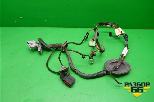 Проводка двери задней правой (YMM501484A) для Land Rover Range Rover Sport с 2005-2012г