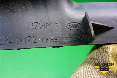 Накладка на торпедо (вертикальная левая) (EMB500231) для Land Rover Range Rover Sport с 2005-2012г