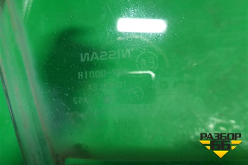 Стекло двери передней правой для Nissan Bluebird Sylphy с 2000-2005г
