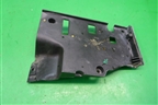 Площадка под аккумулятор (левая) (DWM500031) для Land Rover Range Rover Sport с 2005-2012г