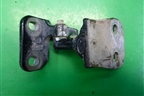 Петля двери передней левой нижняя для Land Rover Range Rover Sport с 2005-2012г