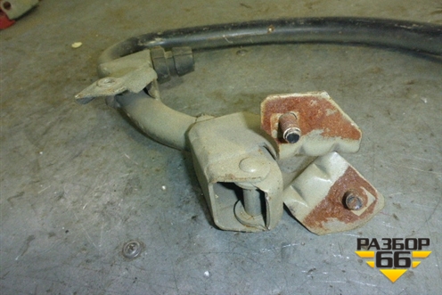 Петля крышки багажника правая для Fiat Albea с 2003г