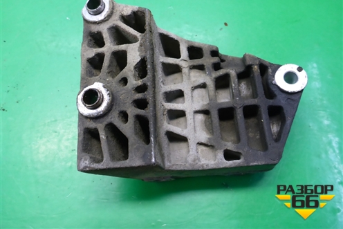 Кронштейн гидроусилителя (QVU500081) для Land Rover Range Rover Sport с 2005-2012г