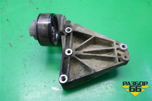 Кронштейн компрессора кондиционера (YLU500260) для Land Rover Range Rover Sport с 2005-2012г