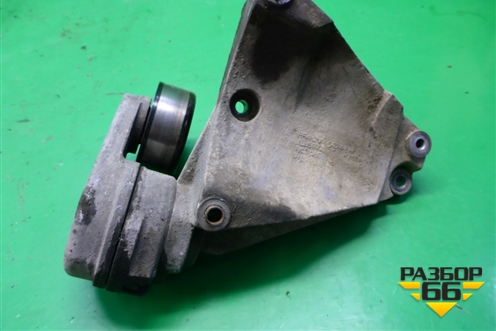 Кронштейн компрессора кондиционера (YLU500260) для Land Rover Range Rover Sport с 2005-2012г