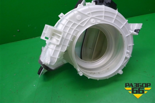 Корпус отопителя (под моторчик, правый руль) (27200JN20A) для Nissan Teana (J32) с 2008-2013г
