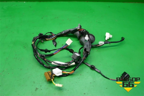 Проводка двери передней правой (8512A559) для Mitsubishi Lancer-X с 2007г