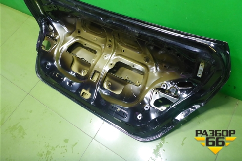 Крышка багажника (6440133760) для Toyota Camry V70 с 2017г