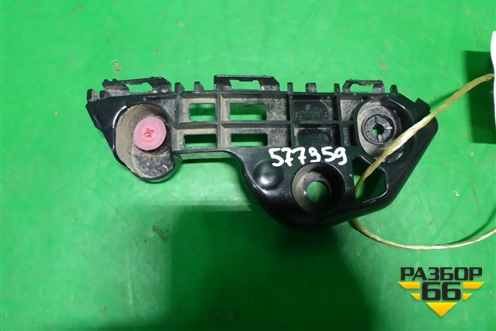 Кронштейн переднего бампера правый (5253533060) для Toyota Camry V70 с 2017г