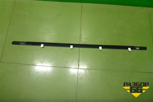 Накладка стекла переднего правого для Chevrolet Captiva с 2006-2011г