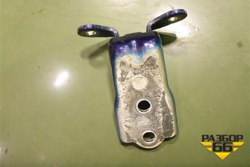 Петля двери передней правой верхняя для Chevrolet Captiva с 2006-2011г