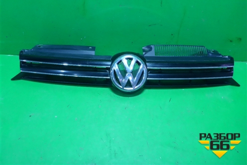 Решетка радиатора (5K0853653) для Volkswagen Golf VI с 2009-2012г