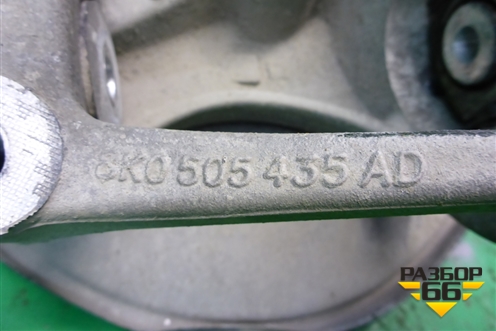 Кулак задний левый (8K0505435AD) для Audi A6 (C7) с 2011-2018г