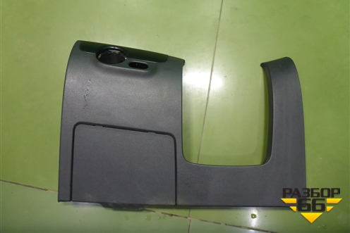 Накладка на торпедо (под рулем) (5C7858365) для Volkswagen Jetta с 2010-2019г