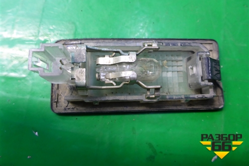 Фонарь подсветки номера (5N0943021) для Volkswagen Jetta с 2010-2019г