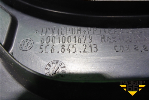 Стекло двери задней левой форточка (5C6845213) для Volkswagen Jetta с 2010-2019г