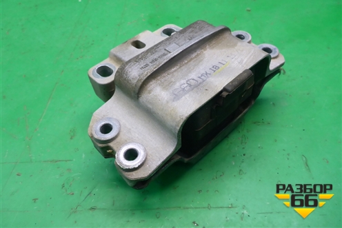 Опора КПП левая (1.4л CAX МКПП) (1K0199555) для Volkswagen Jetta с 2010-2019г