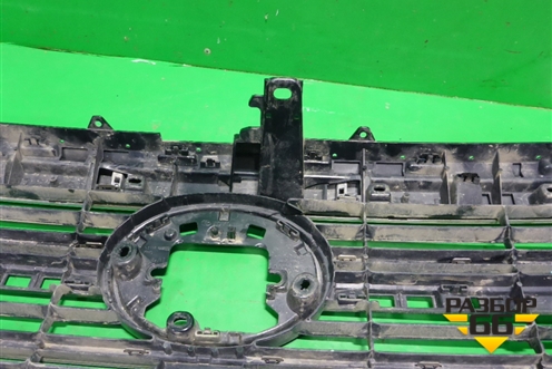 Решетка радиатора (5311460230) для Toyota Land Cruiser (300) с 2021г