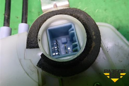 Замок двери передней правой для Honda Civic 4D с 2006-2012г