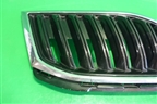 Решетка радиатора (после 2017г) (5E0853653C) для Skoda Octavia (A7) с 2013г