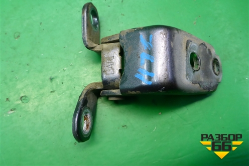 Петля двери задней левой нижняя для Honda Civic 4D с 2006-2012г
