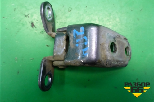 Петля двери задней правой нижняя для Honda Civic 4D с 2006-2012г