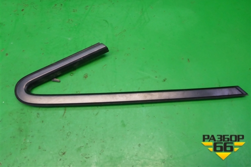 Накладка стекла переднего правого (кузовного) (73335SNL) для Honda Civic 4D с 2006-2012г