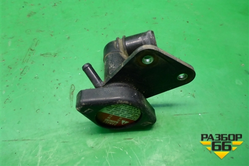 Горловина радиатора охлаждения для Honda Civic 4D с 2006-2012г
