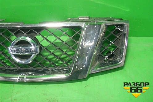 Решетка радиатора (после 2010г не под камеру) (623105X00C) для Nissan Pathfinder (R51M) с 2004-2014г