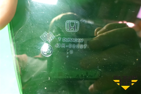 Стекло двери задней правой (2010г) для Honda Civic 4D с 2006-2012г