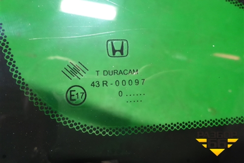 Стекло глухое правое (2010г) для Honda Civic 4D с 2006-2012г